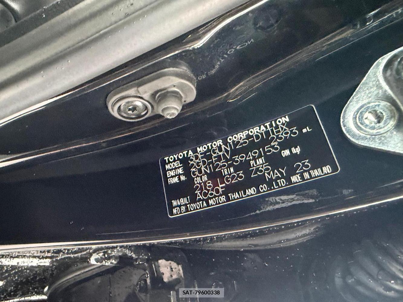 Toyota HILUX 2023 7013428-32