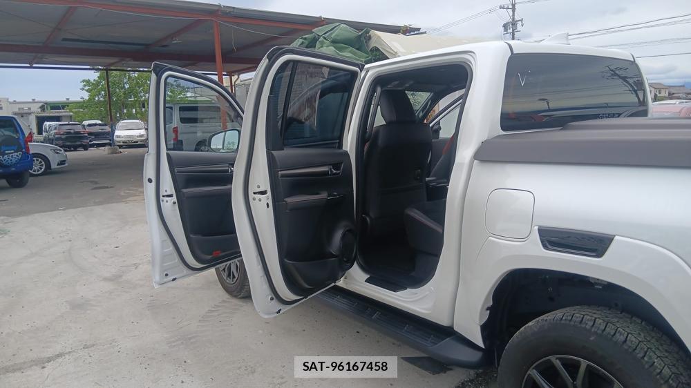Toyota HILUX 2024 6983498-9