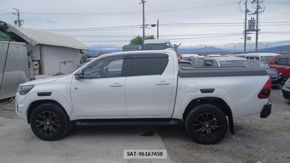 Toyota HILUX 2024 6983498-1