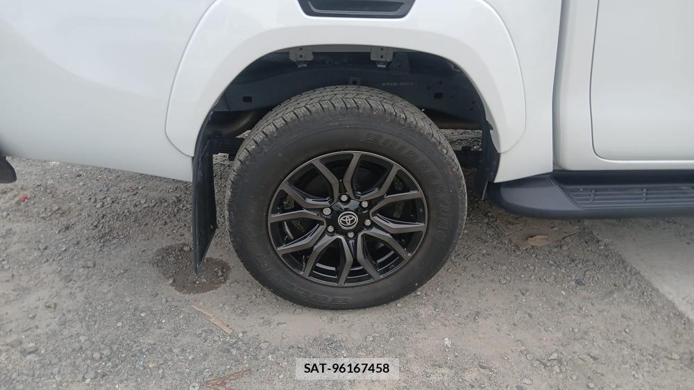 Toyota HILUX 2024 6983498-23