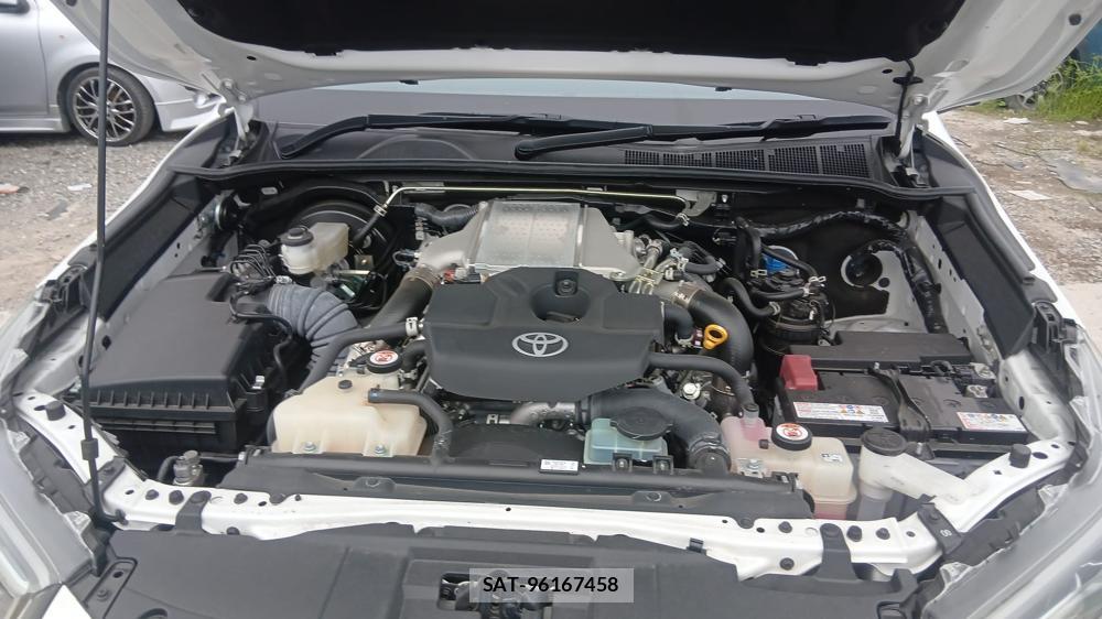 Toyota HILUX 2024 6983498-35