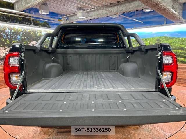 Toyota HILUX 2023-03 866613-9
