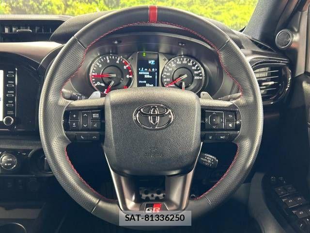 Toyota HILUX 2023-03 866613-10