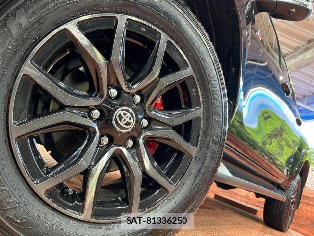 Toyota HILUX 2023-03 866613-12
