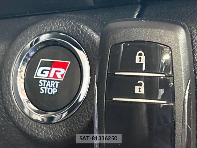 Toyota HILUX 2023-03 866613-6