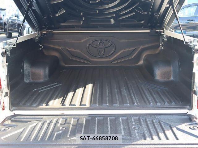 Toyota HILUX 2022-01 3832954-7