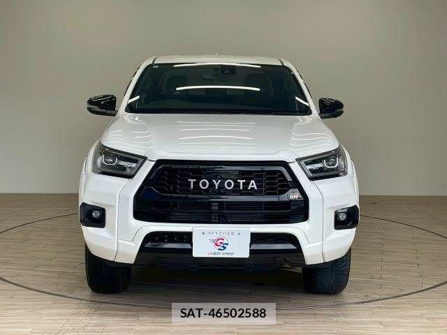 Toyota HILUX 2022-07 3906218-13