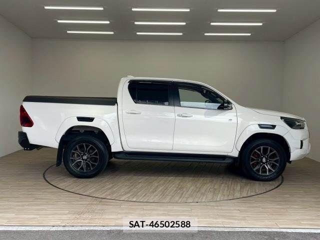 Toyota HILUX 2022-07 3906218-16