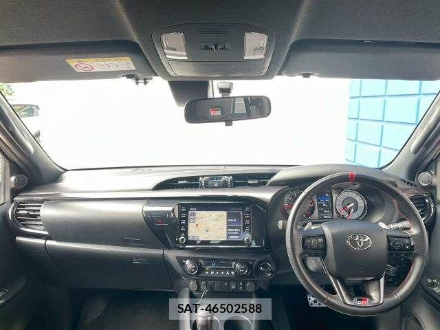 Toyota HILUX 2022-07 3906218-2