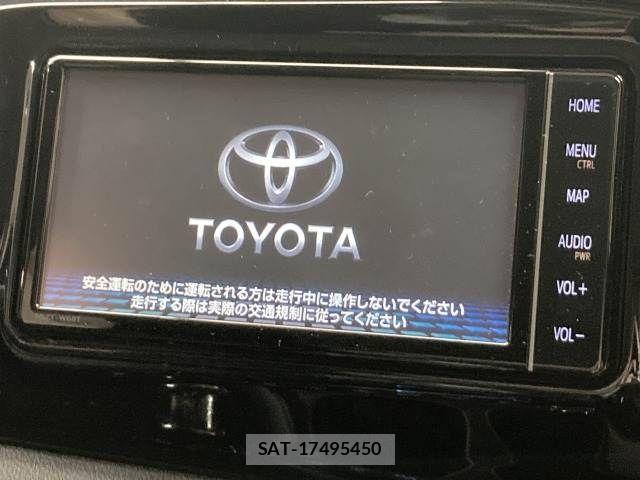 Toyota HILUX 2021-06 4421119-3