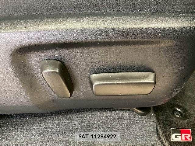 Toyota HILUX 2022-08 4754122-8