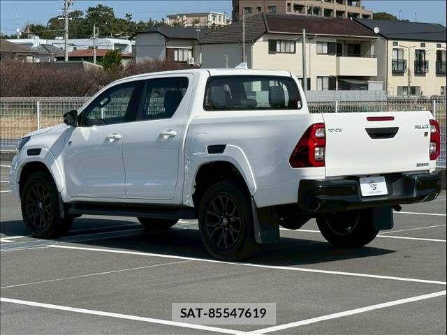 Toyota HILUX 2022-11 5869197-15