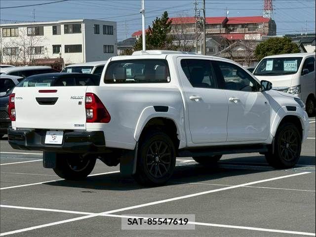 Toyota HILUX 2022-11 5869197-16