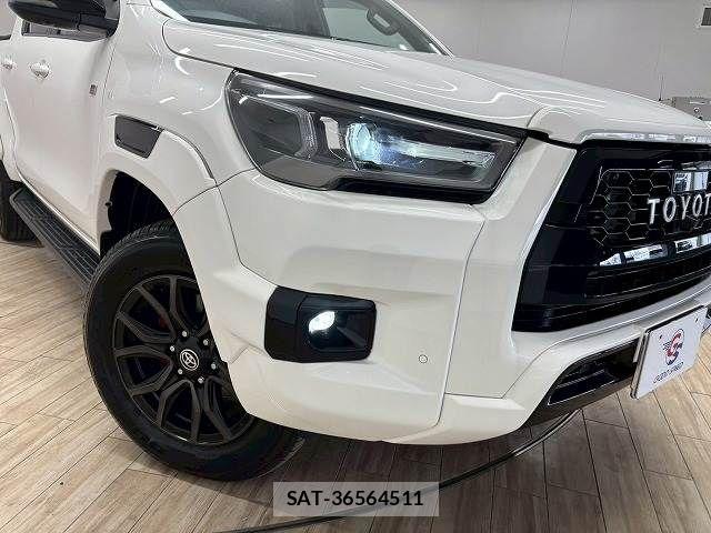 Toyota HILUX 2023-09 5869196-19