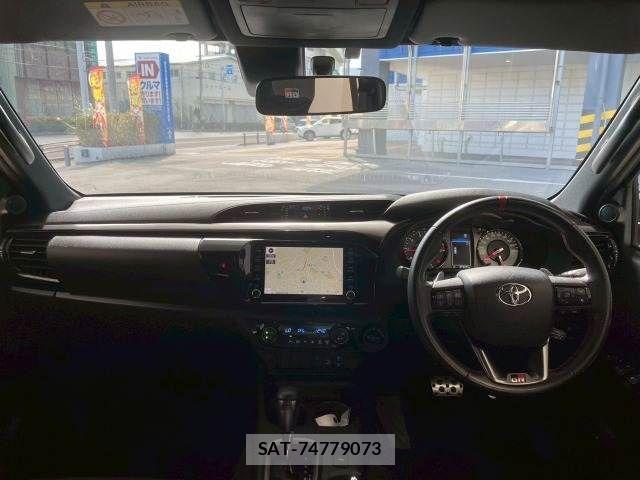 Toyota HILUX 2022-11 5869199-2