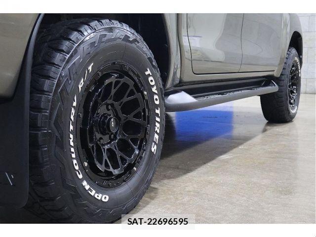 Toyota HILUX 2020-01 6244459-13