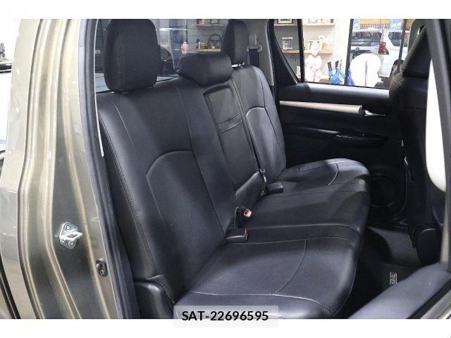 Toyota HILUX 2020-01 6244459-6