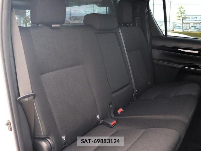 Toyota HILUX 2020-01 6264390-5