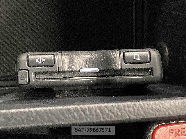 Toyota HILUX 2022-11 6545166-11