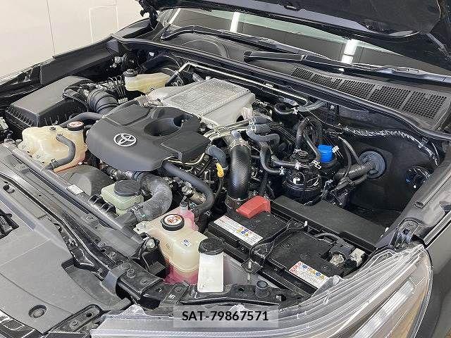 Toyota HILUX 2022-11 6545166-17