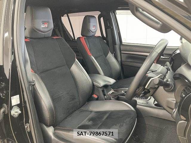 Toyota HILUX 2022-11 6545166-4
