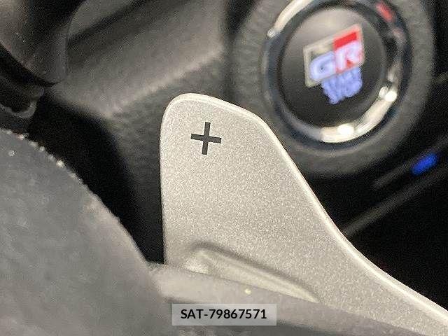 Toyota HILUX 2022-11 6545166-8