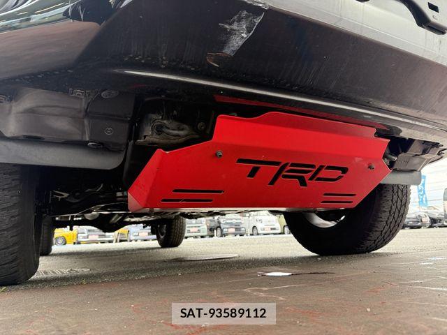 Toyota HILUX 2018-03 6612253-10