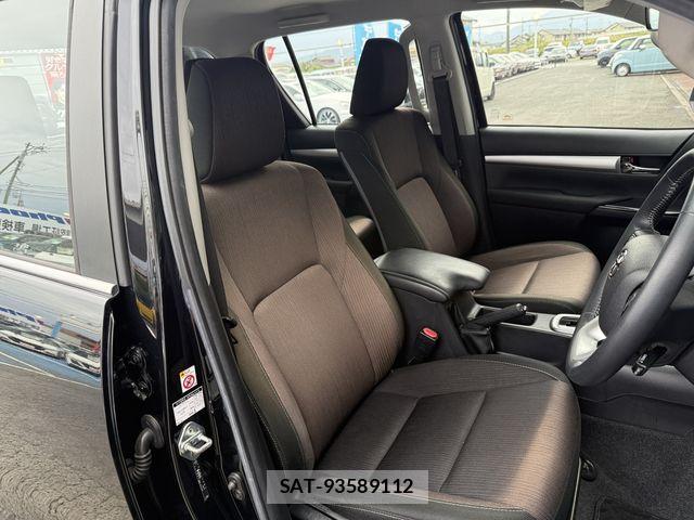 Toyota HILUX 2018-03 6612253-16