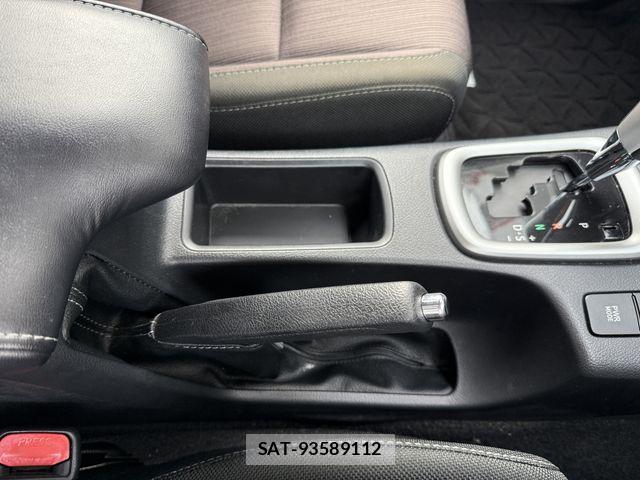 Toyota HILUX 2018-03 6612253-22