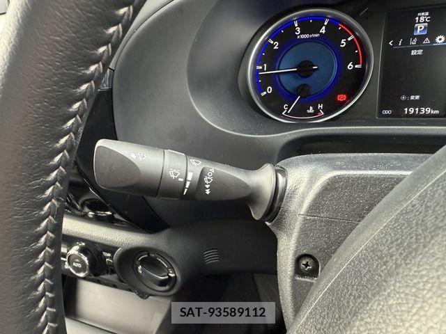 Toyota HILUX 2018-03 6612253-24