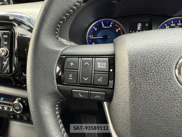 Toyota HILUX 2018-03 6612253-26