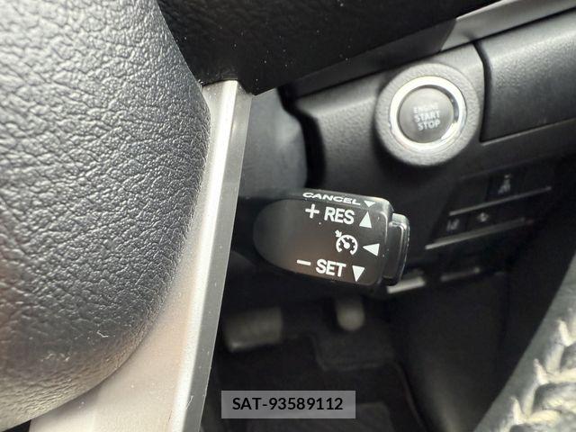 Toyota HILUX 2018-03 6612253-28
