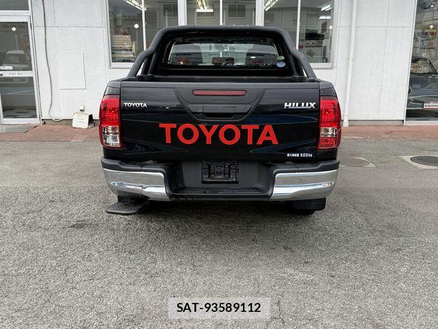 Toyota HILUX 2018-03 6612253-4