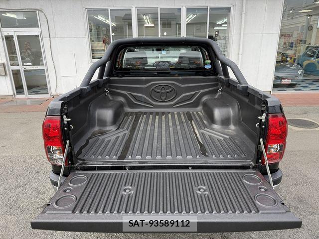 Toyota HILUX 2018-03 6612253-6