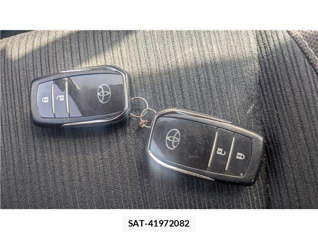 Toyota HILUX 2020-01 6612252-16