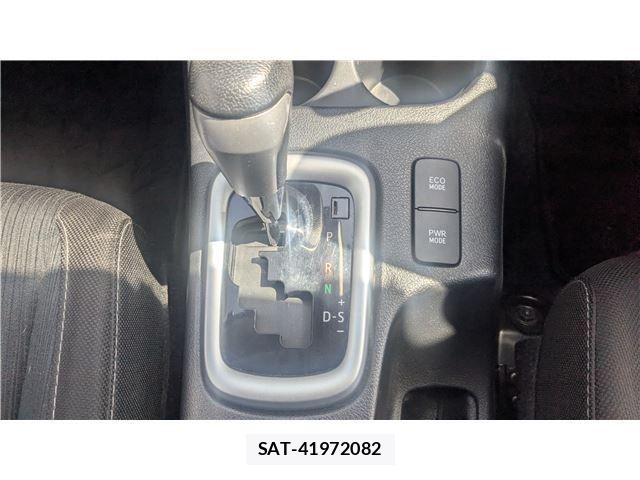 Toyota HILUX 2020-01 6612252-26