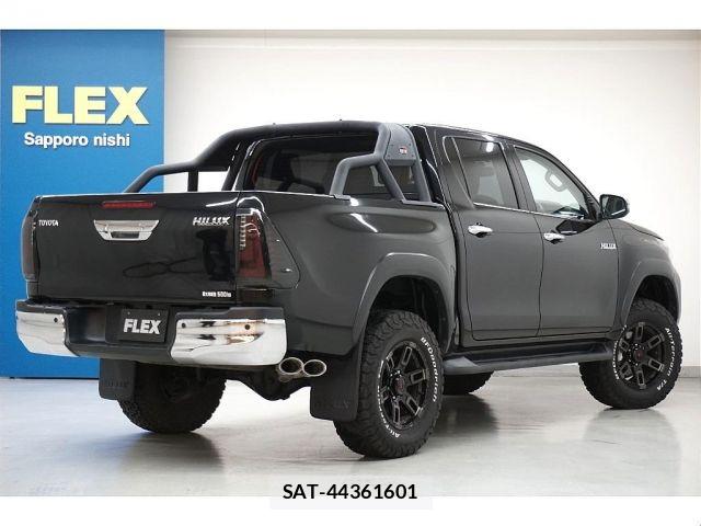 Toyota HILUX 2021-01 6612244-2