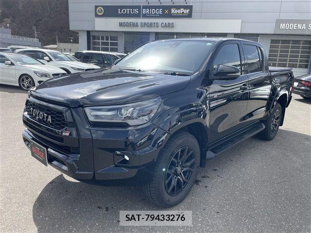 Toyota HILUX 2023-06 6716302-3