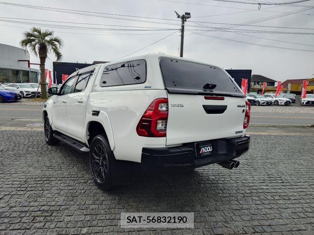Toyota HILUX 2022-05 6716309-2