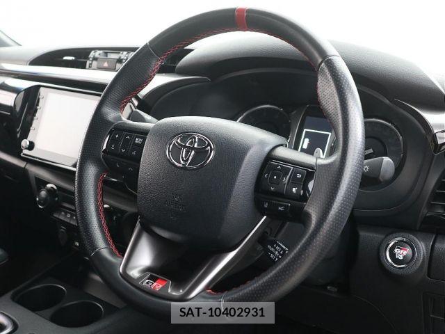 Toyota HILUX 2022-01 6751871-16
