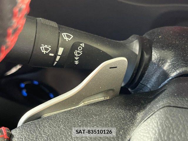 Toyota HILUX 2023-06 6751872-4