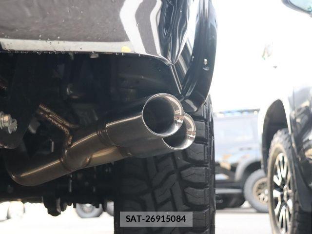 Toyota HILUX 2021-01 6791087-13