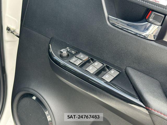 Toyota HILUX 2022-12 6791092-10