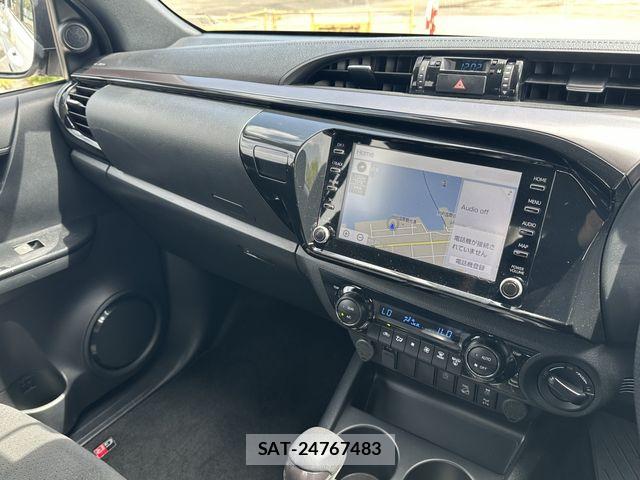 Toyota HILUX 2022-12 6791092-11