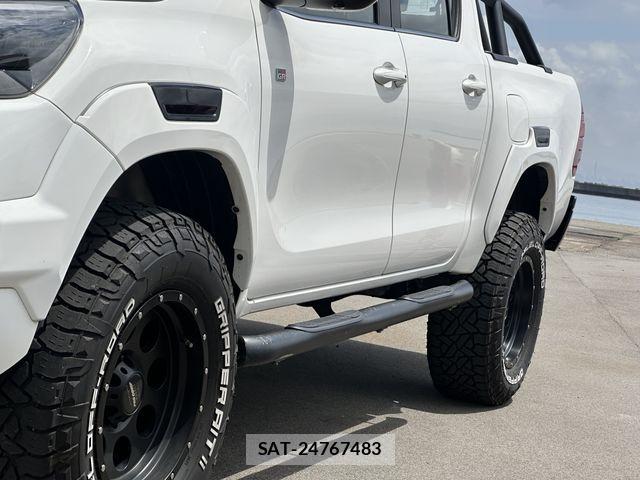 Toyota HILUX 2022-12 6791092-28