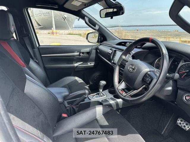 Toyota HILUX 2022-12 6791092-4