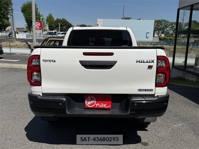 Toyota HILUX 2023-09 6906197-5