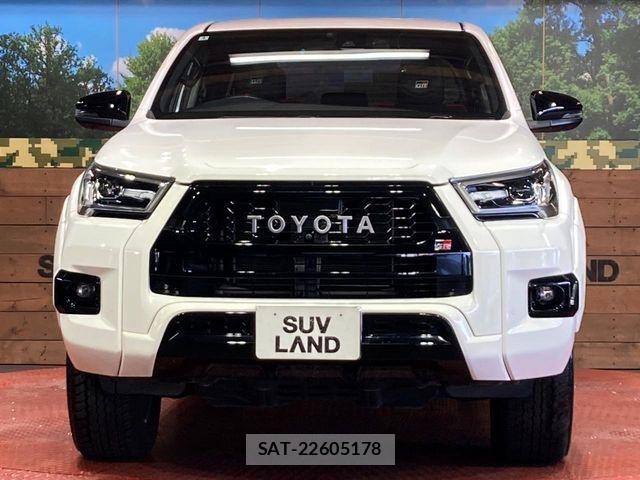 Toyota HILUX 2023-04 6994100-13