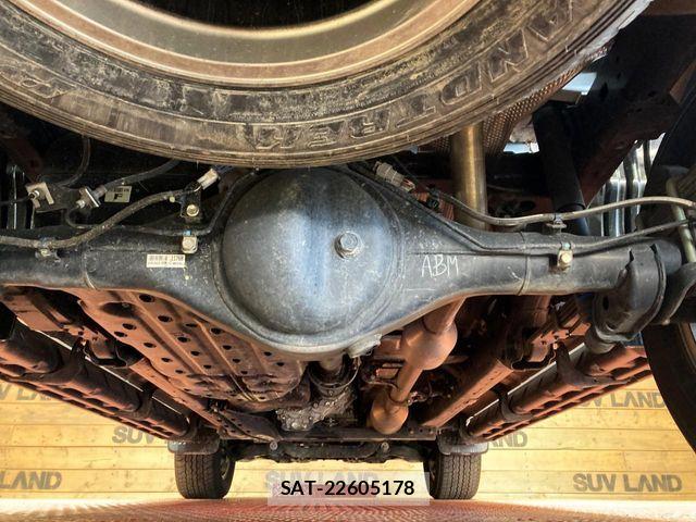 Toyota HILUX 2023-04 6994100-18