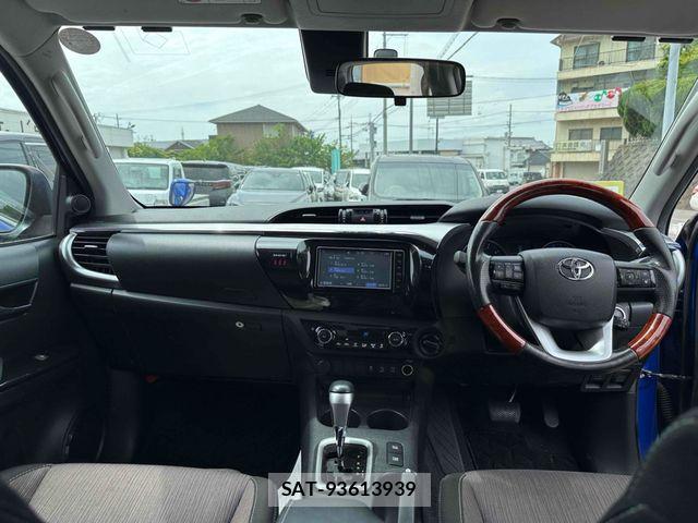 Toyota HILUX 2018-10 6994116-9